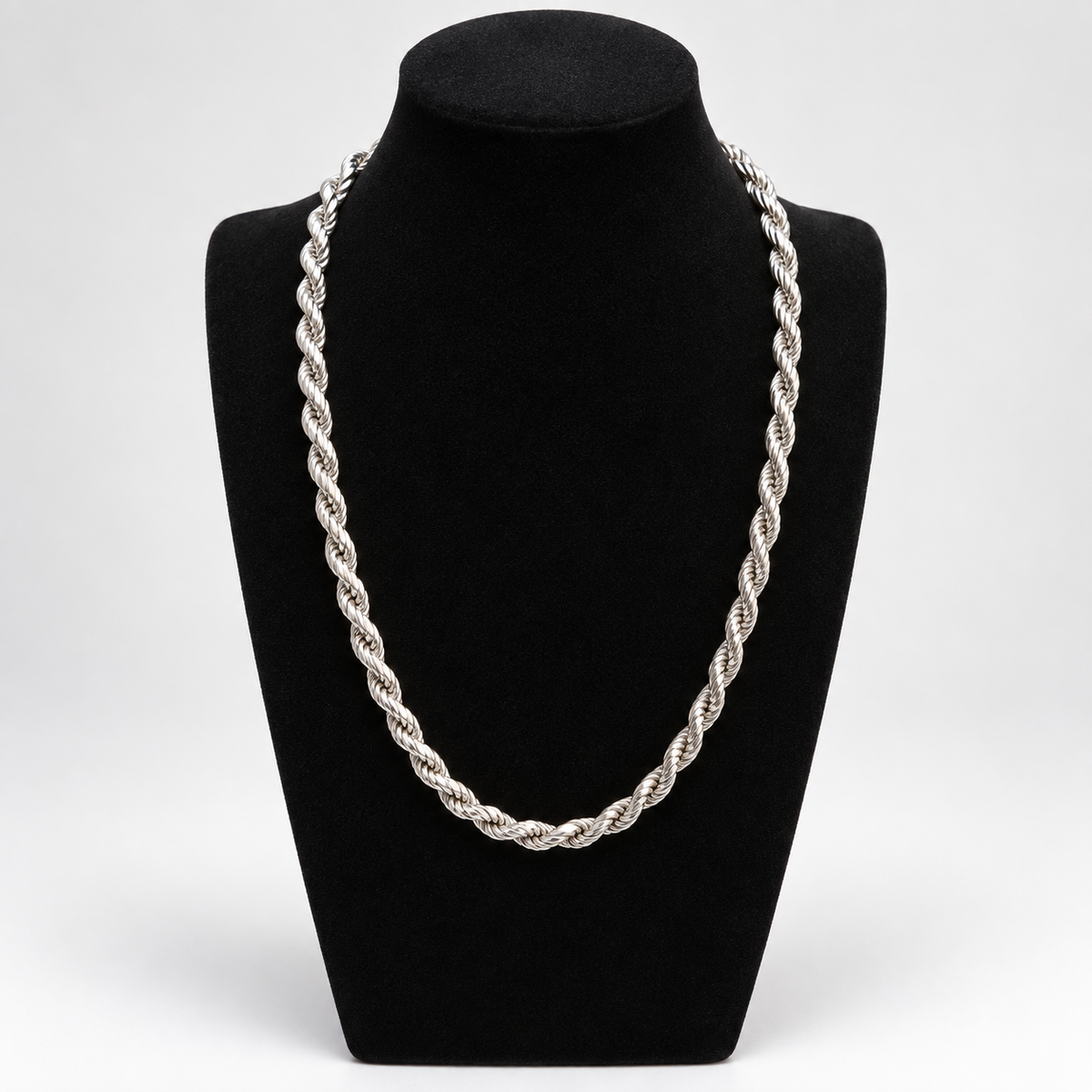Carmel – Elegant halsband med repkedja