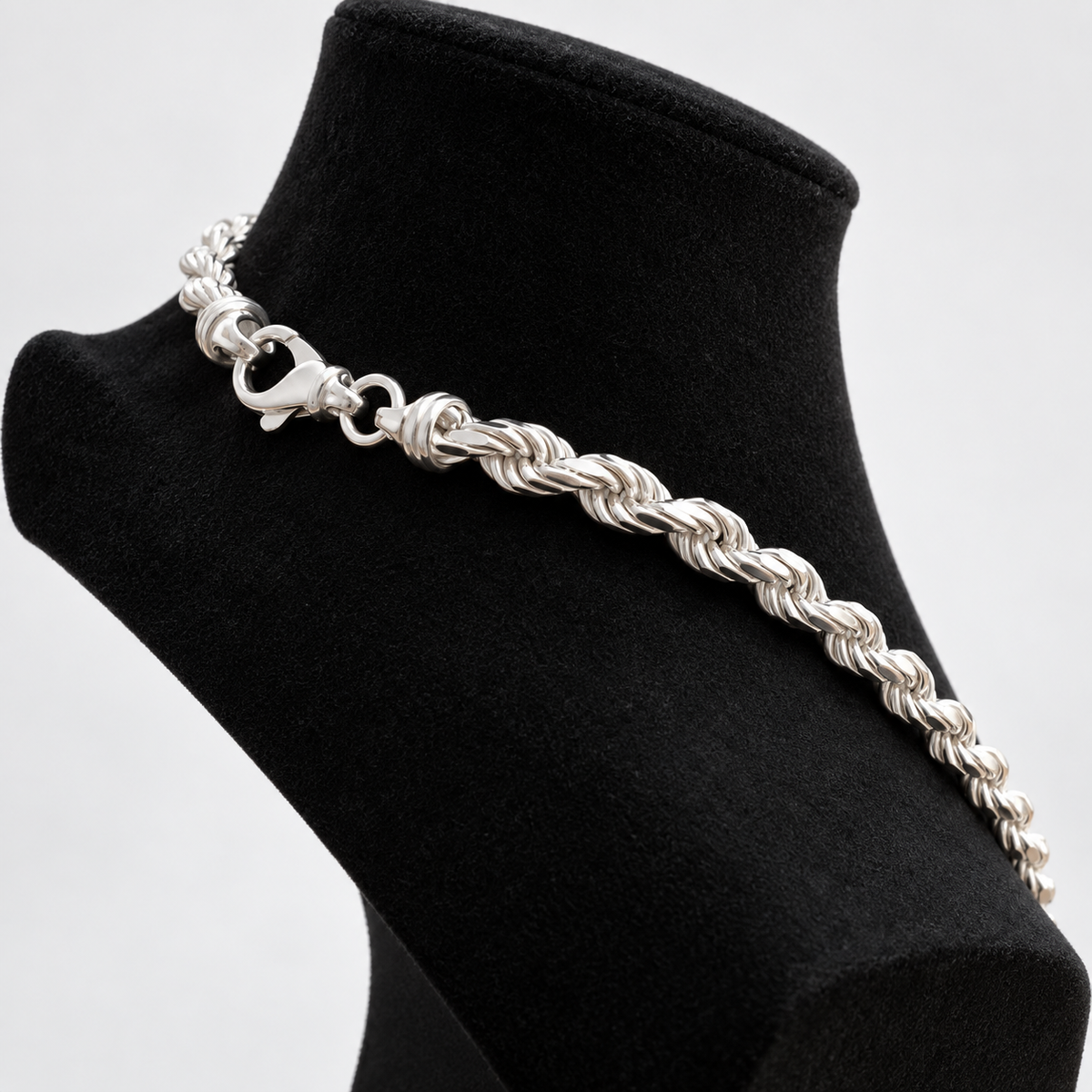 Carmel – Elegant halsband med repkedja